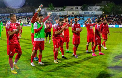 5 informații tari de la Dinamo » Noul investitor își aduce fiul la echipă, o plecare + „Câinii” și-au ales casa pentru baraj