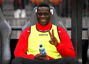 3 povești incredibile cu Mario Balotelli, noua țintă a Rapidului: „Poftim 2000 de euro, sari cu scuterul în mare”
