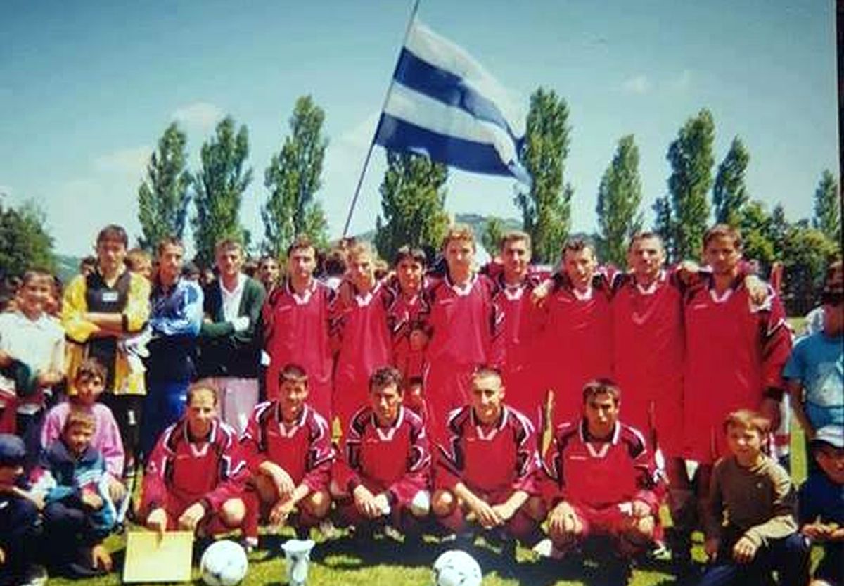 Unul dintre cei mai cunoscuți artiști din România pune umărul la renașterea unei echipe uitate: „Nu e nicio glumă”