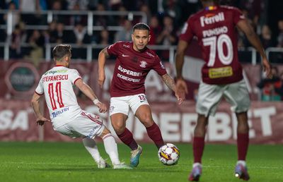 Ironii în direct pentru Rapid: „Poate îmi oferă și mie un contract, la 51 de ani”  + „Va urma un sezon mai greu”