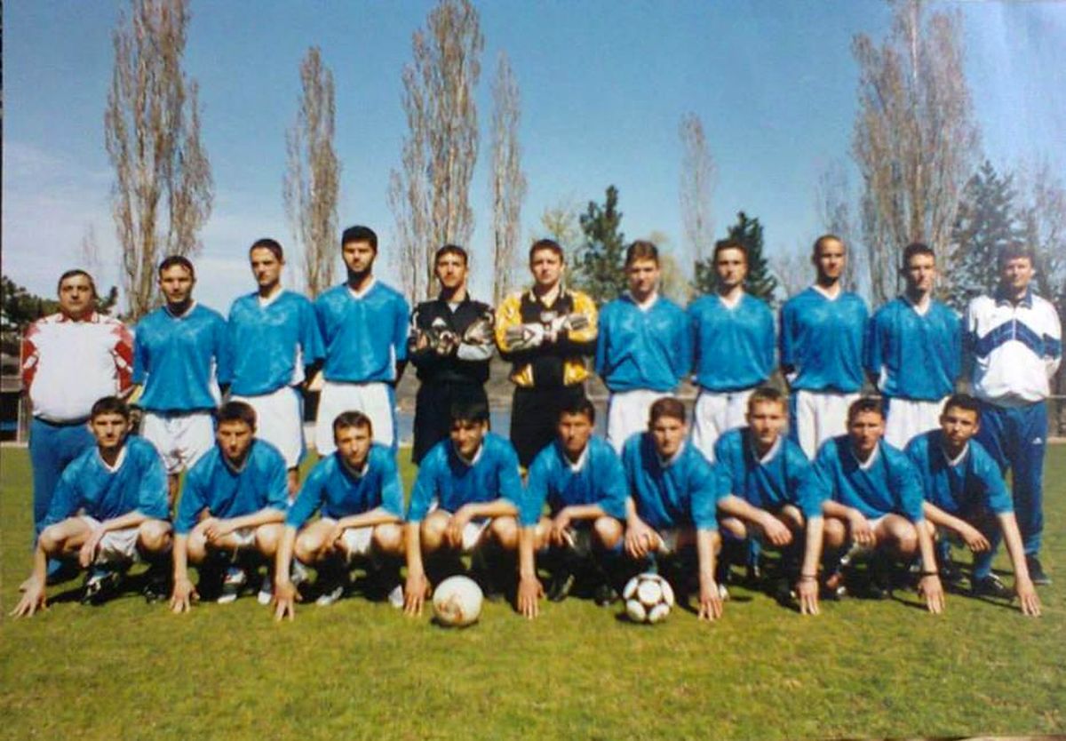 Unul dintre cei mai cunoscuți artiști din România pune umărul la renașterea unei echipe uitate: „Nu e nicio glumă”