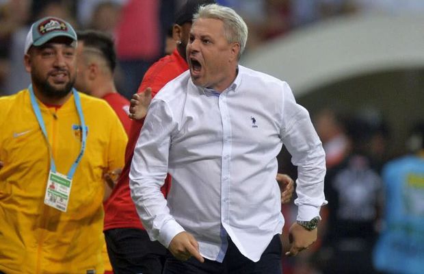 Gestul lui Tavi Popescu l-a făcut pe Șumudică să spargă televizorul: „Am aruncat cu telecomanda! Ai 30 de kilograme cu butelia în brațe și vorbești?!”