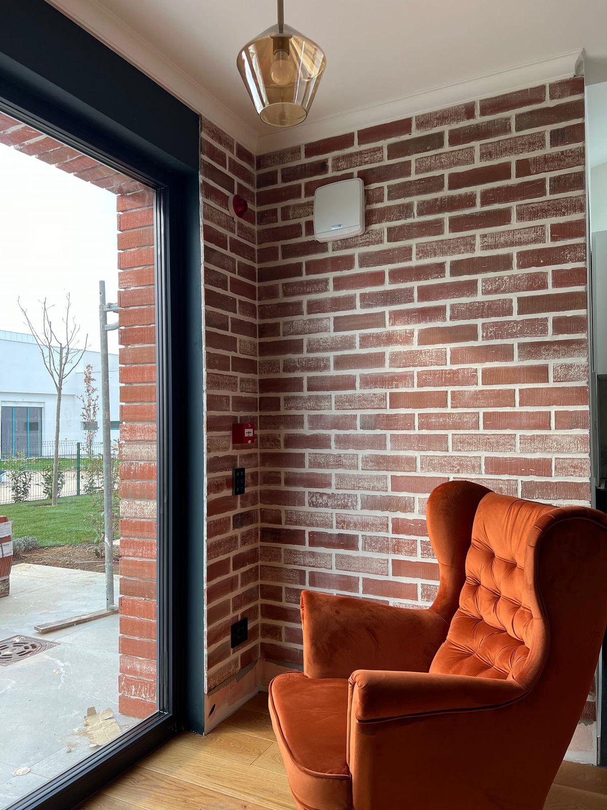 Cum arată noua casă a lui Mihai Neșu » Construcția a durat 3 ani: „Eu mi-aș dori o mică pauză, să ne bucurăm de ce am muncit”