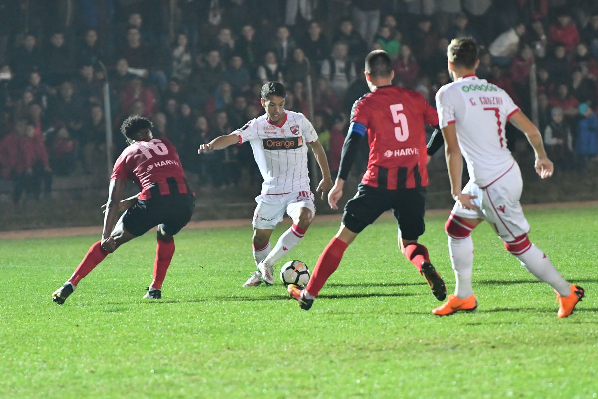 Aici nu încape îndoială! Capitolul la care Csikszereda o surclasează pe Dinamo: ciucanii, la ani-lumină în fața „câinilor”