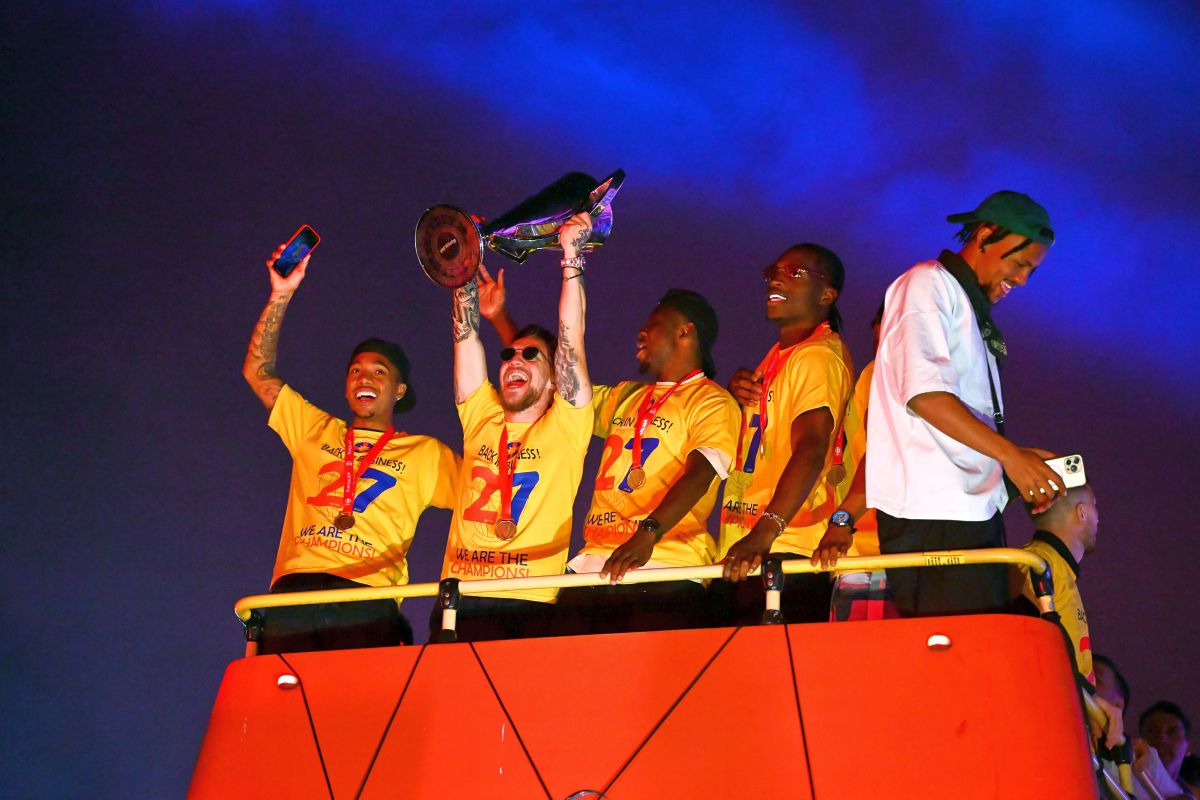 Mihai Stoica a oferit detalii despre situația lui Florinel Coman: „Nu cred că pleacă! Nu e disperat după bani”