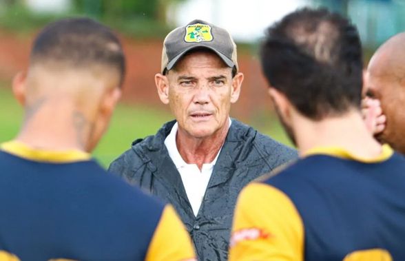 Se întâmplă în Brazilia: antrenorul a demisionat la pauză, iar meciul a fost câștigat de medicul echipei