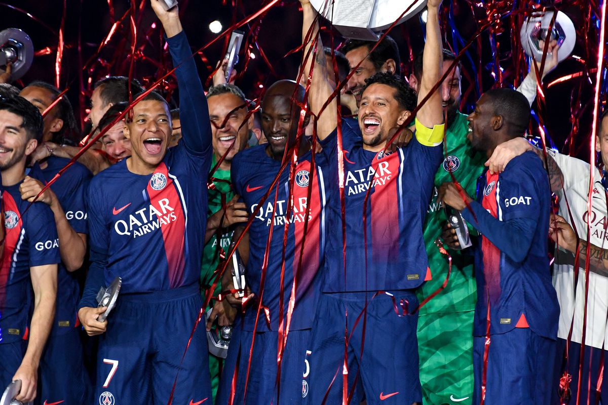 Kylian Mbappe și-a luat adio de la PSG » Disensiuni între suporteri: unii i-au pregătit o scenografie, alții l-au huiduit