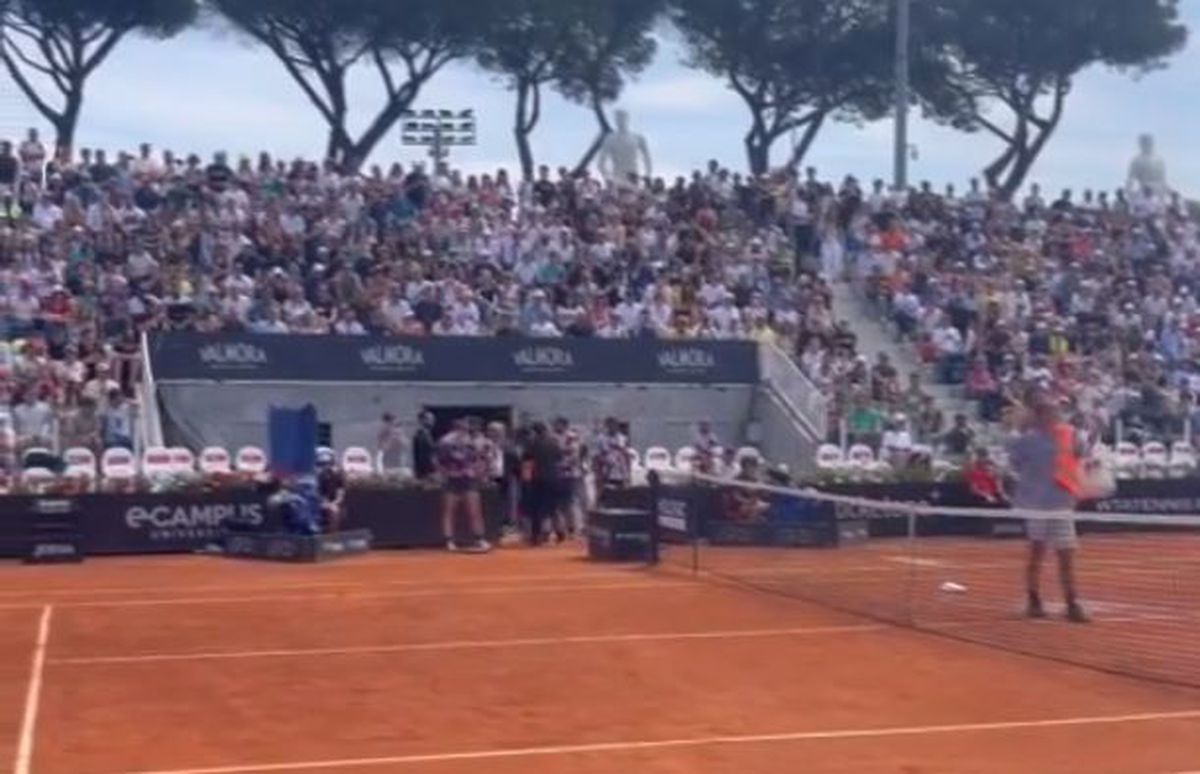 Incidente la meciul Sorana Cîrstea - Madison Keys de la Roma