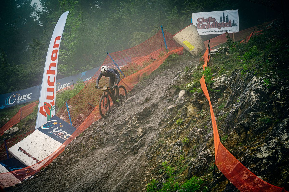 Imagini cât o mie de cuvinte » S-au terminat Campionatele Europene de Mountain Bike de la Cheile Grădiștei