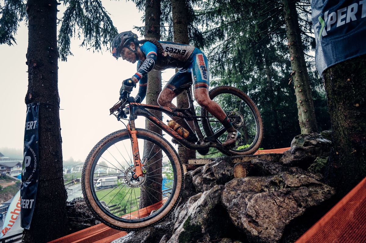 Imagini cât o mie de cuvinte » S-au terminat Campionatele Europene de Mountain Bike de la Cheile Grădiștei