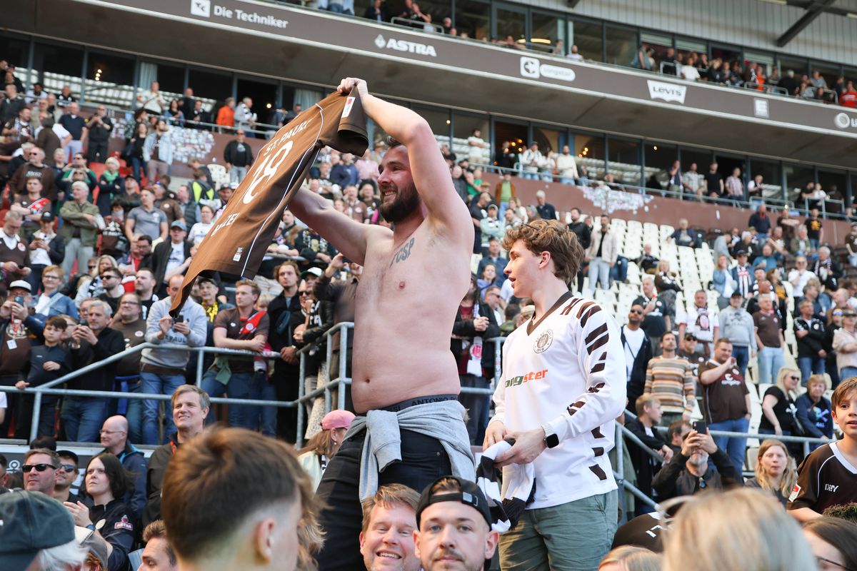 St. Pauli a sărbătorit promovarea