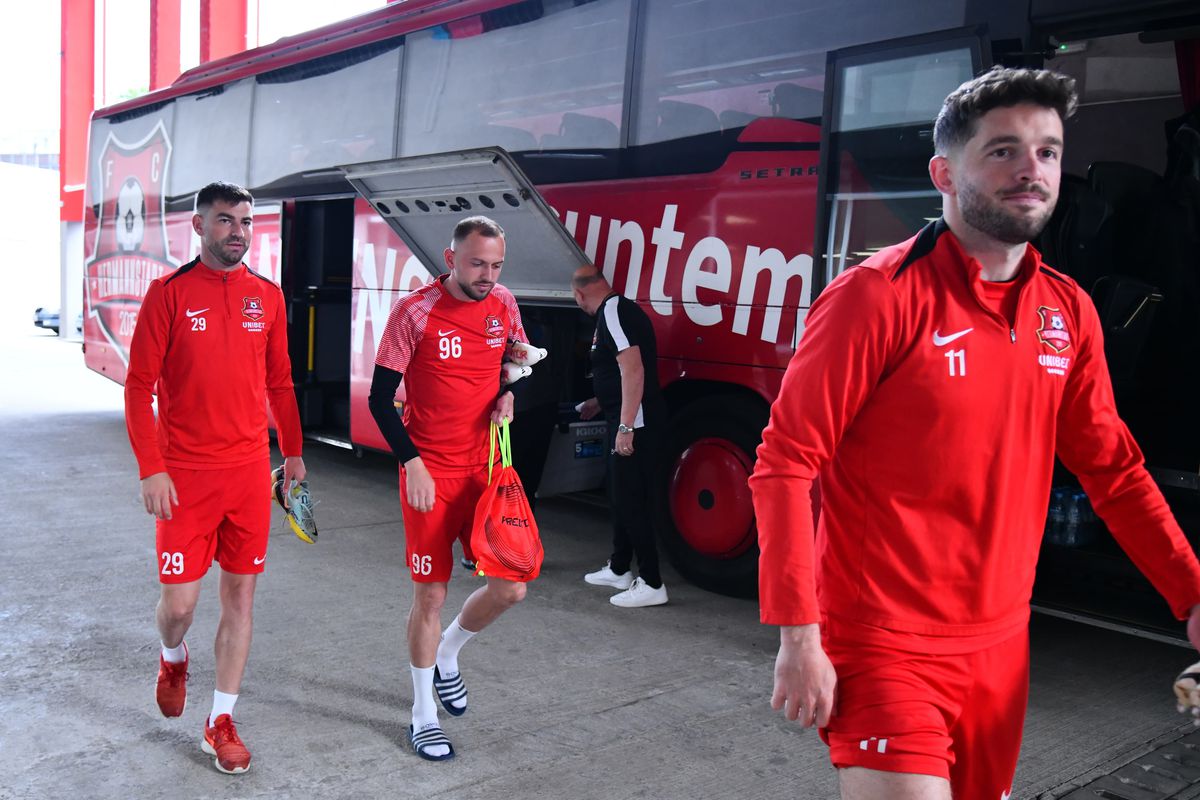 Ce șansă! Singurul fotbalist din Superliga care poate face eventul anul acesta: Cupa pentru un sezon de vis!