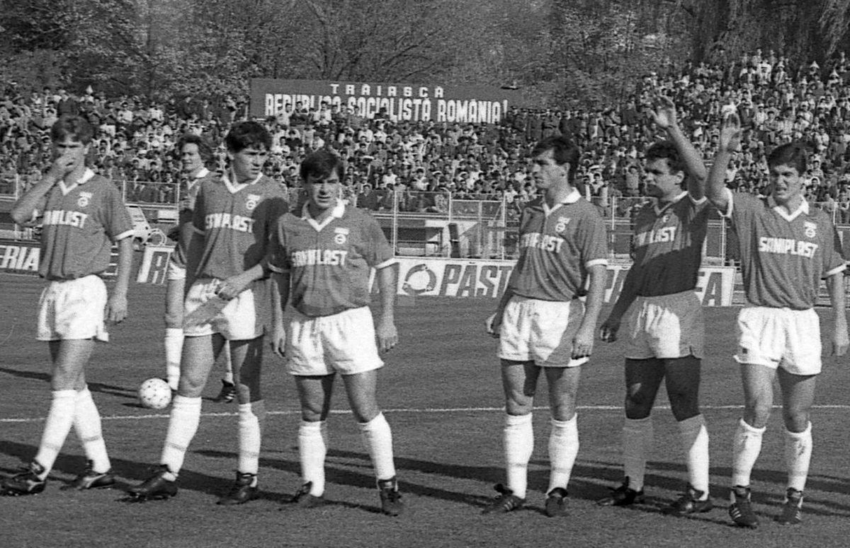 De la „țeapa” Bancorex, de 2,4 miliarde, la giganți precum Orange sau ArcelorMittal » Care sunt companiile care „au luat titlul” în Liga 1, după Revoluție