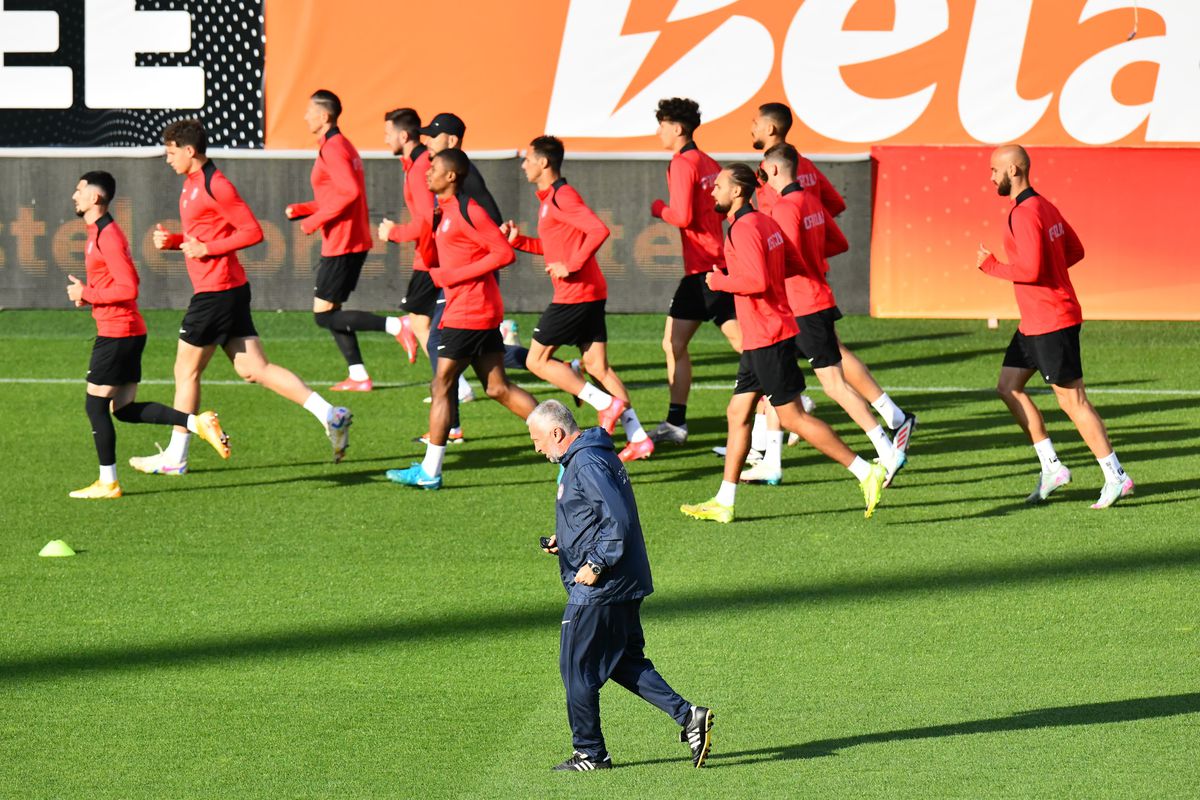 „Va fi restructurare la CFR Cluj” » Omul bine conectat în Gruia face bilanțul: „Discuțiile patron-antrenor n-au făcut bine”