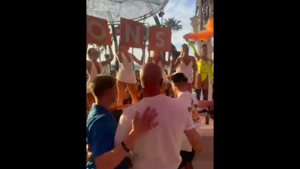 Arne Slot a sărbătorit în Ibiza titlul câștigat cu Liverpool