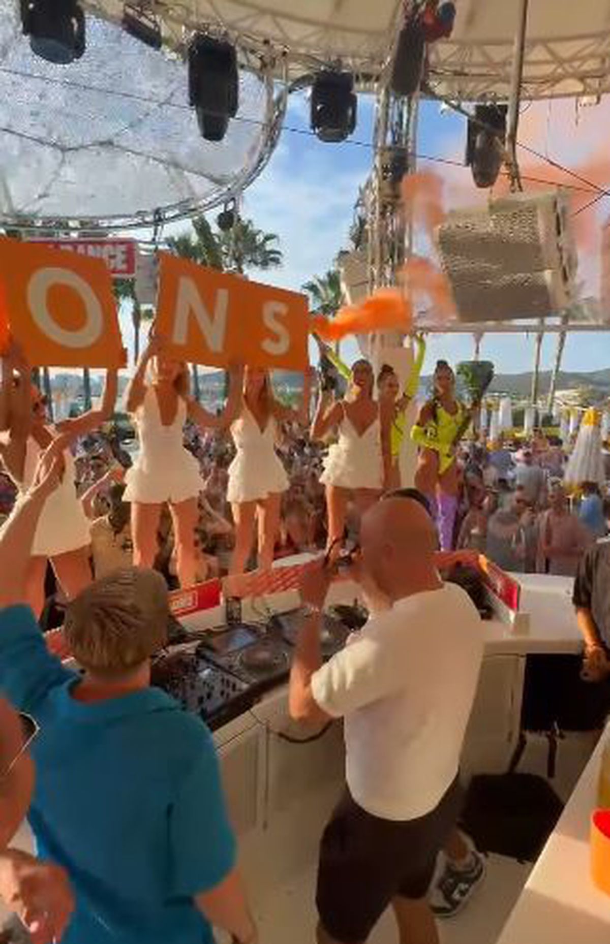 Arne Slot a sărbătorit în Ibiza titlul câștigat cu Liverpool