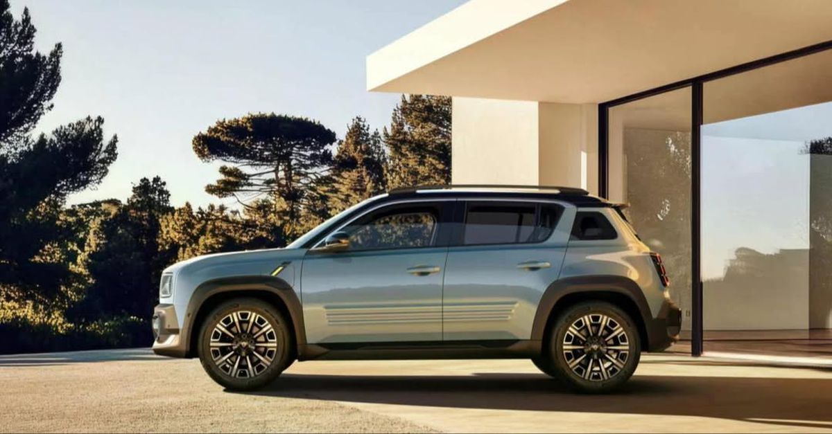 Mașina celebră a revenit după 30 de ani în România » A păstrat ADN-ul „tatălui” și este mai ieftină decât Ford și Fiat