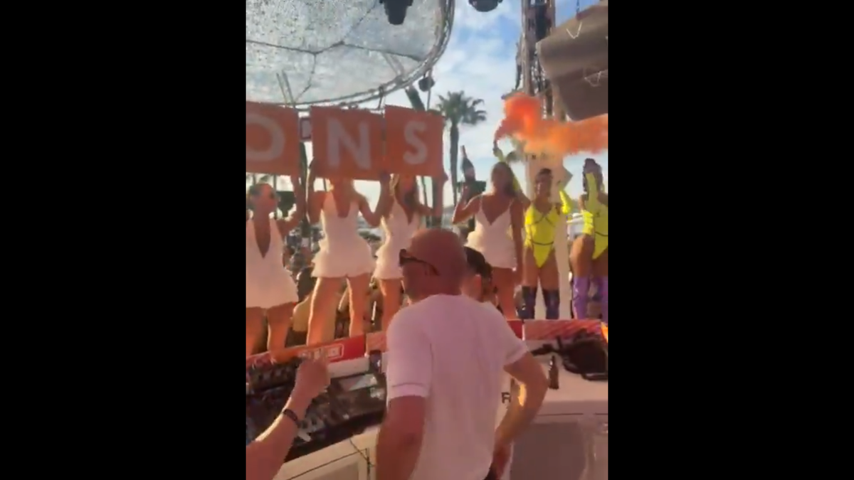 Arne Slot a sărbătorit în Ibiza titlul câștigat cu Liverpool