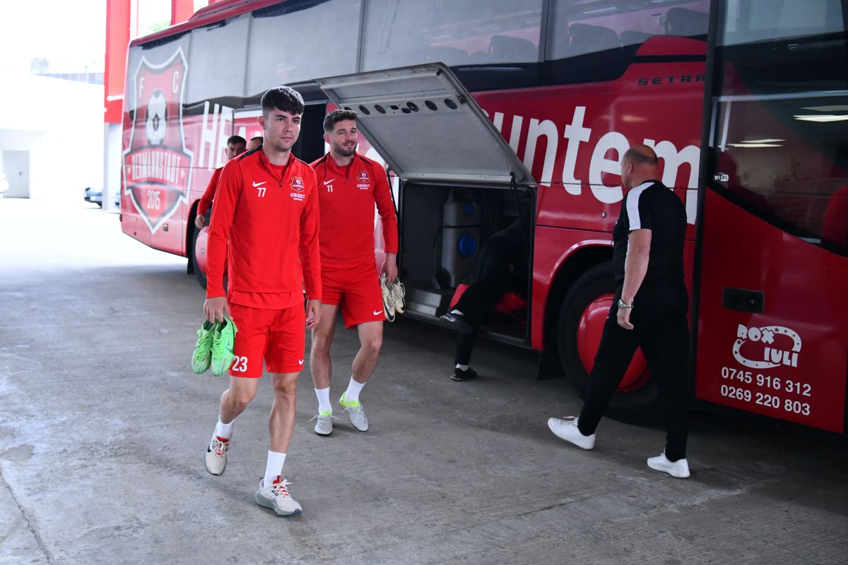 Ce șansă! Singurul fotbalist din Superliga care poate face eventul anul acesta: Cupa pentru un sezon de vis!