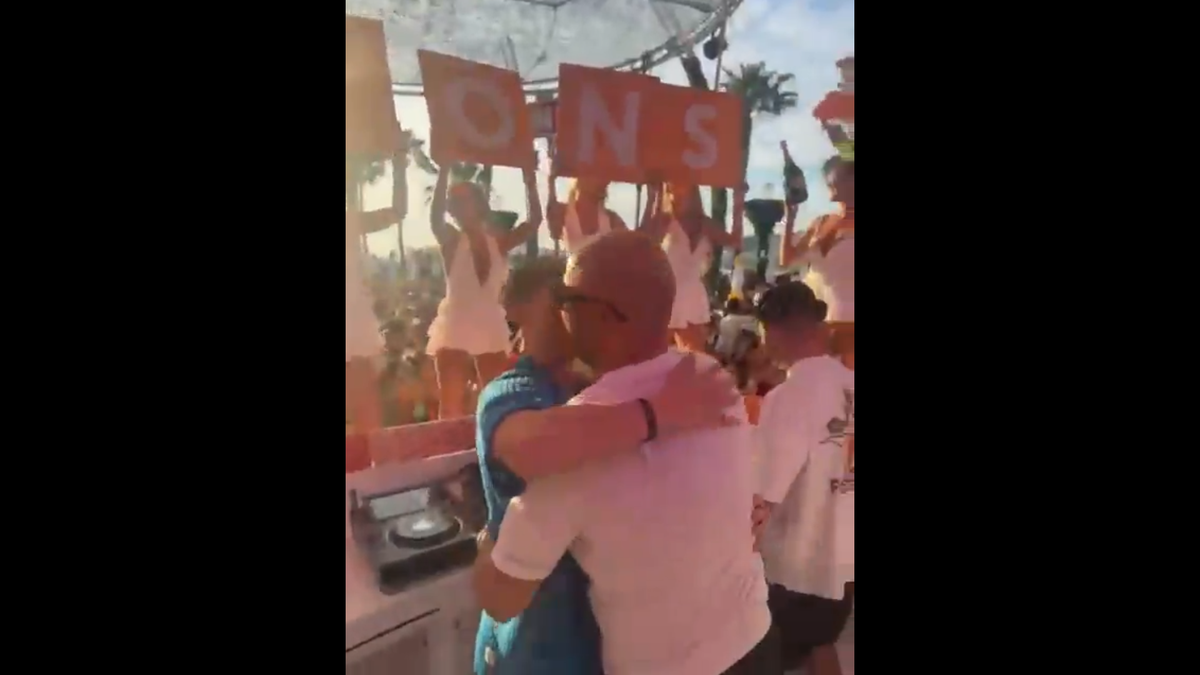 Arne Slot a sărbătorit în Ibiza titlul câștigat cu Liverpool