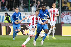 Caz halucinant în Superliga: a fost plătit cu 24.000 de euro pentru 78 de minute de joc