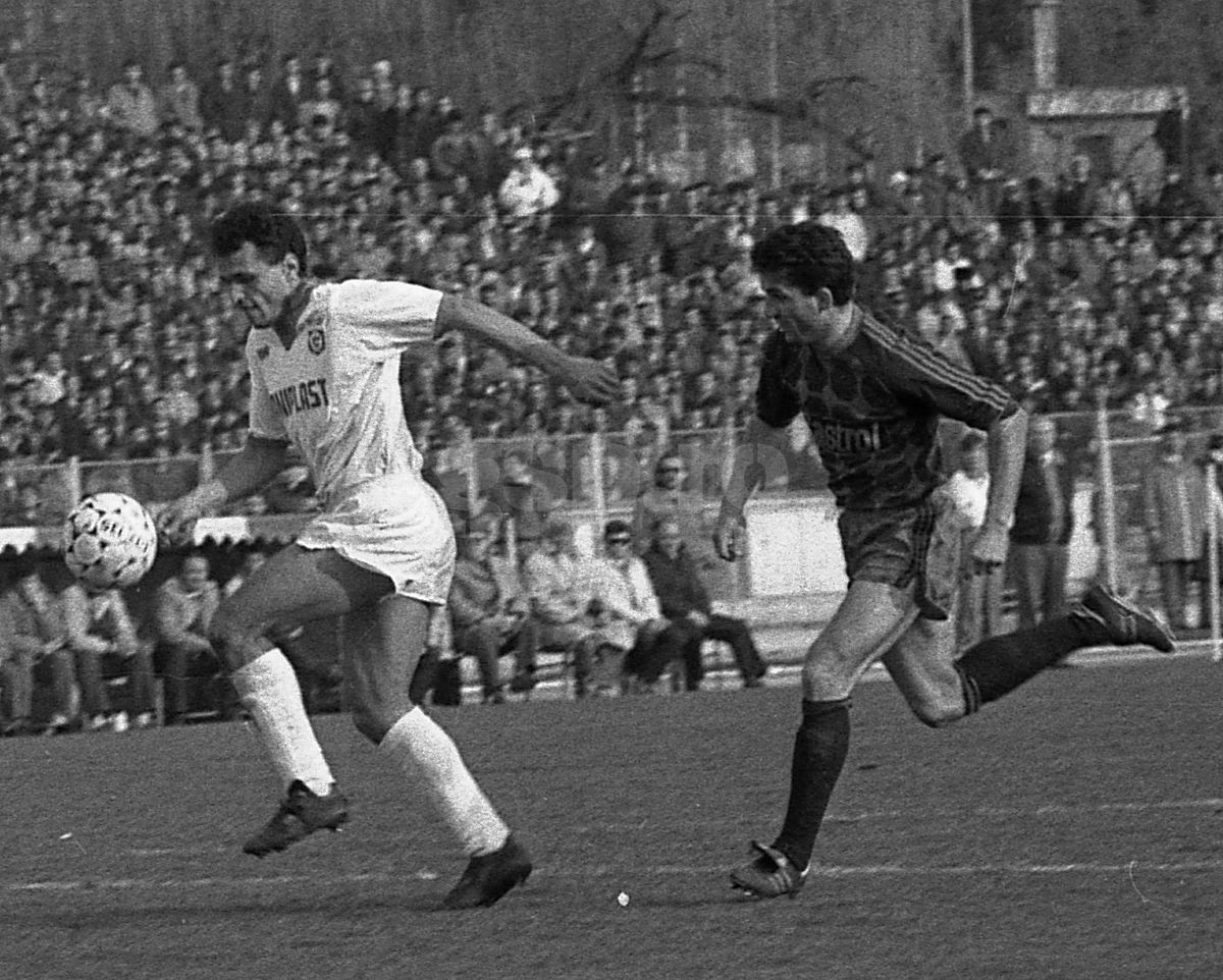 De la „țeapa” Bancorex, de 2,4 miliarde, la giganți precum Orange sau ArcelorMittal » Care sunt companiile care „au luat titlul” în Liga 1, după Revoluție