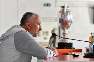 „Voi lua o pauză!” » Slăbit de problemele de sănătate, Dan Petrescu n-a uitat de FCSB: „Au avut de toate, chiar și arbitraje”