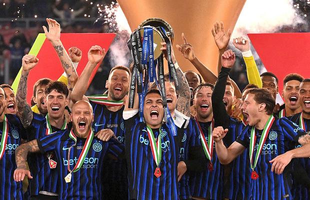 Cristi Chivu, aproape de recordul lui Antonio Conte și Simone Inzaghi