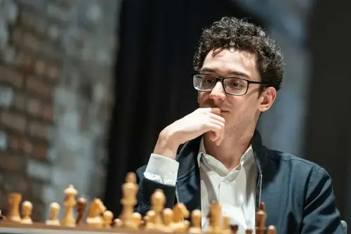 Fabiano Caruana este favorit la câștigarea turneului