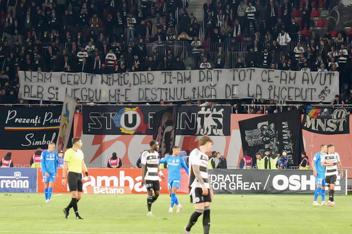 Toate mesajele afișate în tribune la U Cluj - Universitatea Craiova, finala Cupei României Betano