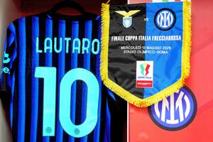 Lazio - Inter, în finala Cupei Italiei » Cristi Chivu poate câștiga al doilea trofeu al sezonului