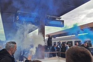 U Cluj - Universitatea Craiova pentru Cupa României Betano » Filmul zilei: Mihai Rotaru, alături de suporteri în trenul spre Sibiu