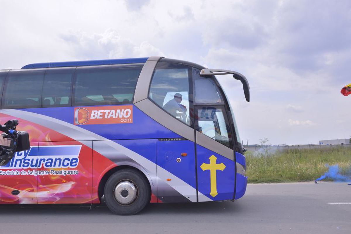 Plecare FCSB spre Cluj