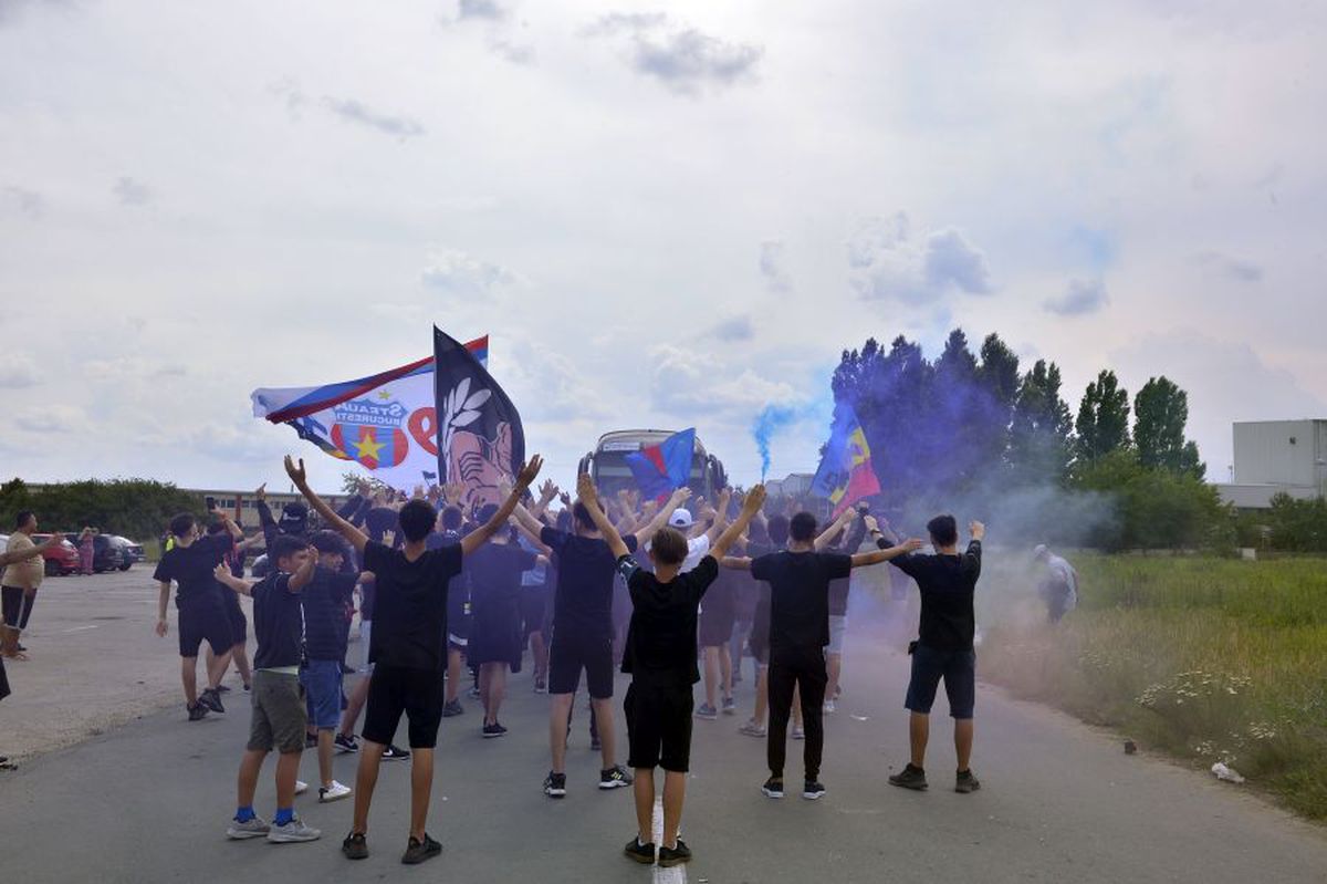 Plecare FCSB spre Cluj