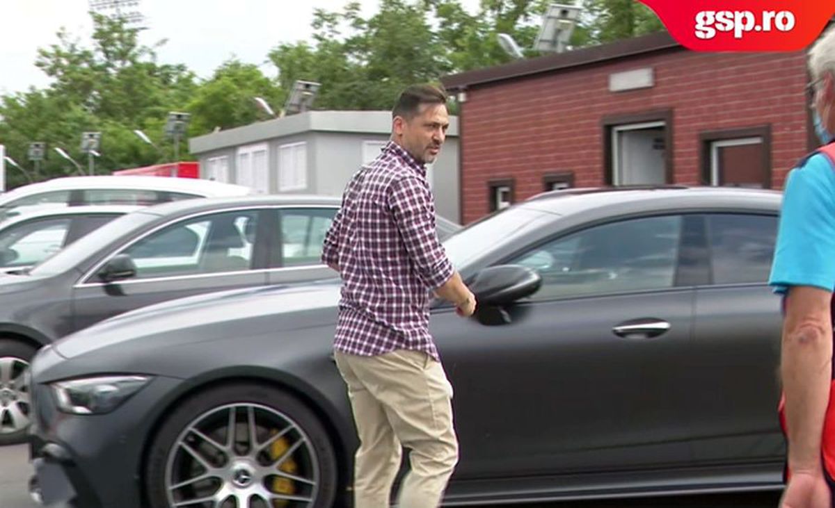 VOLUNTARI - CLINCENI. VIDEO Măsuri sporite de protecție în Liga 1! Nici Mirel Rădoi nu a scăpat