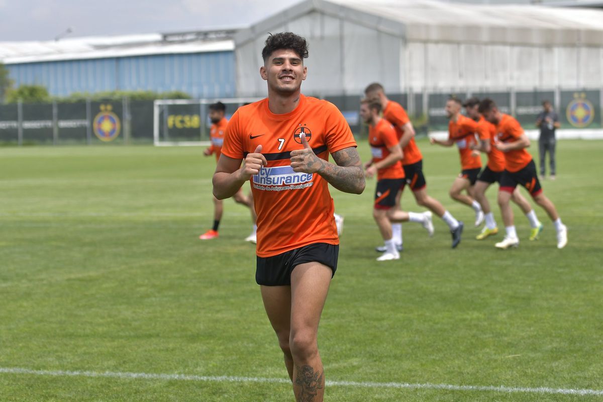 Imagini de la primul antrenament condus de Dinu Todoran la FCSB: jucătorii proaspăt transferați, prezenți