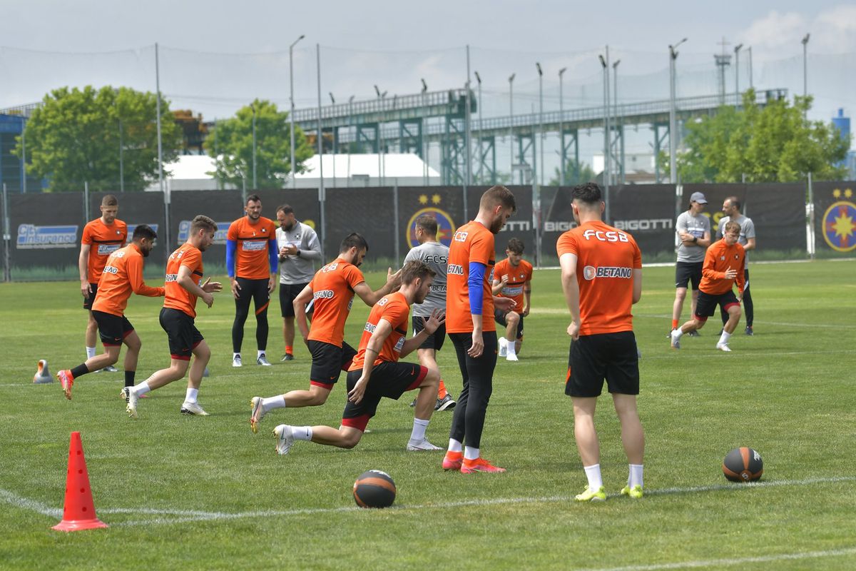 FCSB, primul antrenament cu Dinu Todoran