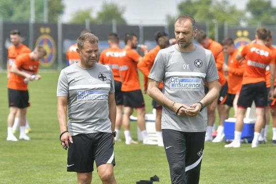 Dinu Todoran, la antrenamentul FCSB // foto: Răzvan Păsărică @ Facebook.com/FCSBOfficial