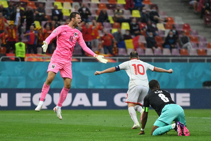 Goran Pandev (37 de ani) a marcat primul gol al Macedoniei de Nord la un turneu final, în minutul 28 al partidei cu Austria, de pe Arena Națională, în urma unei gafe de proporții în defensiva adversă.