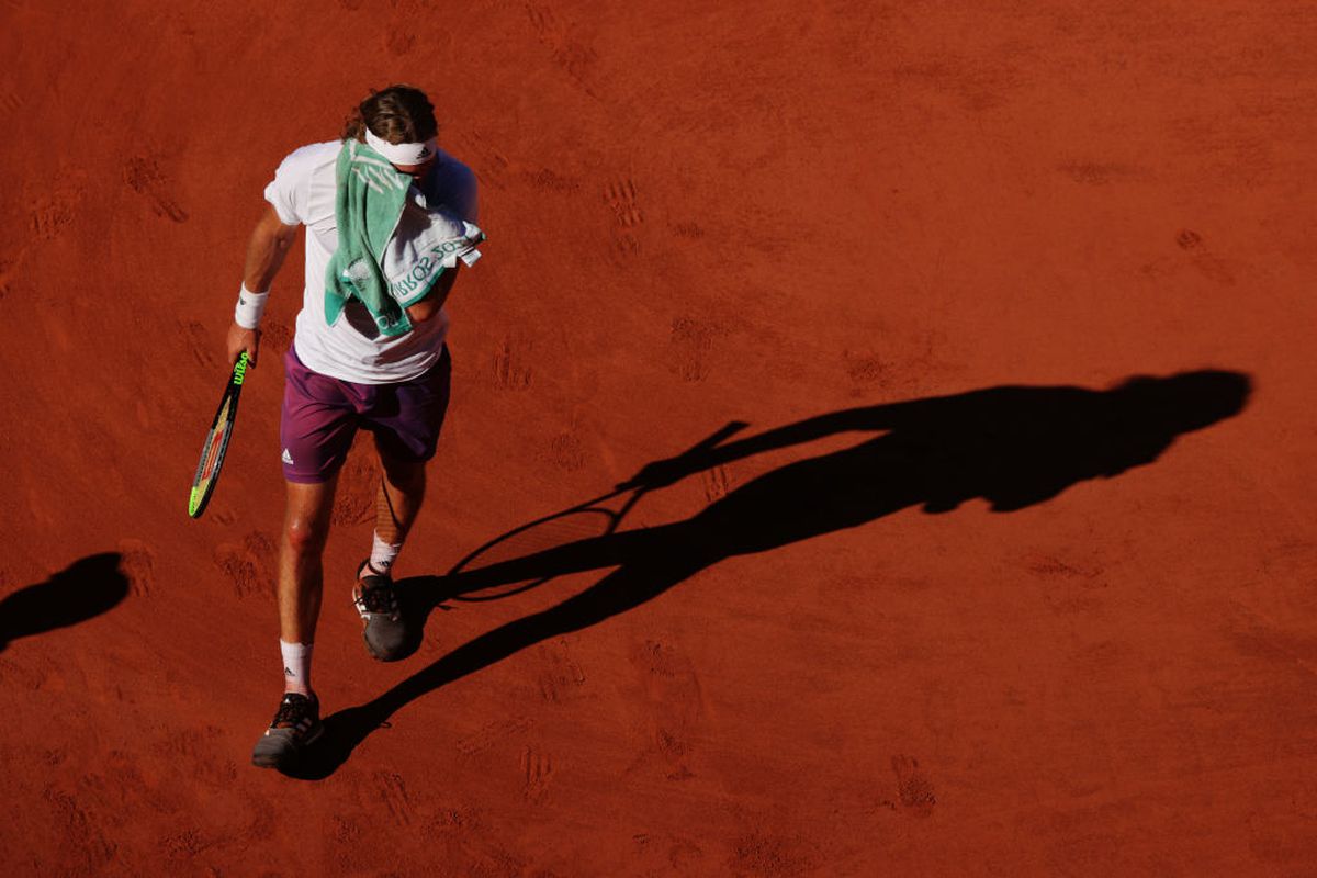 Momentul ratat de camerele TV » Ce a făcut Djokovic, imediat după finalul meciului cu Tsitsipas: „Nu-l cunosc, dar l-am auzit tot meciul”