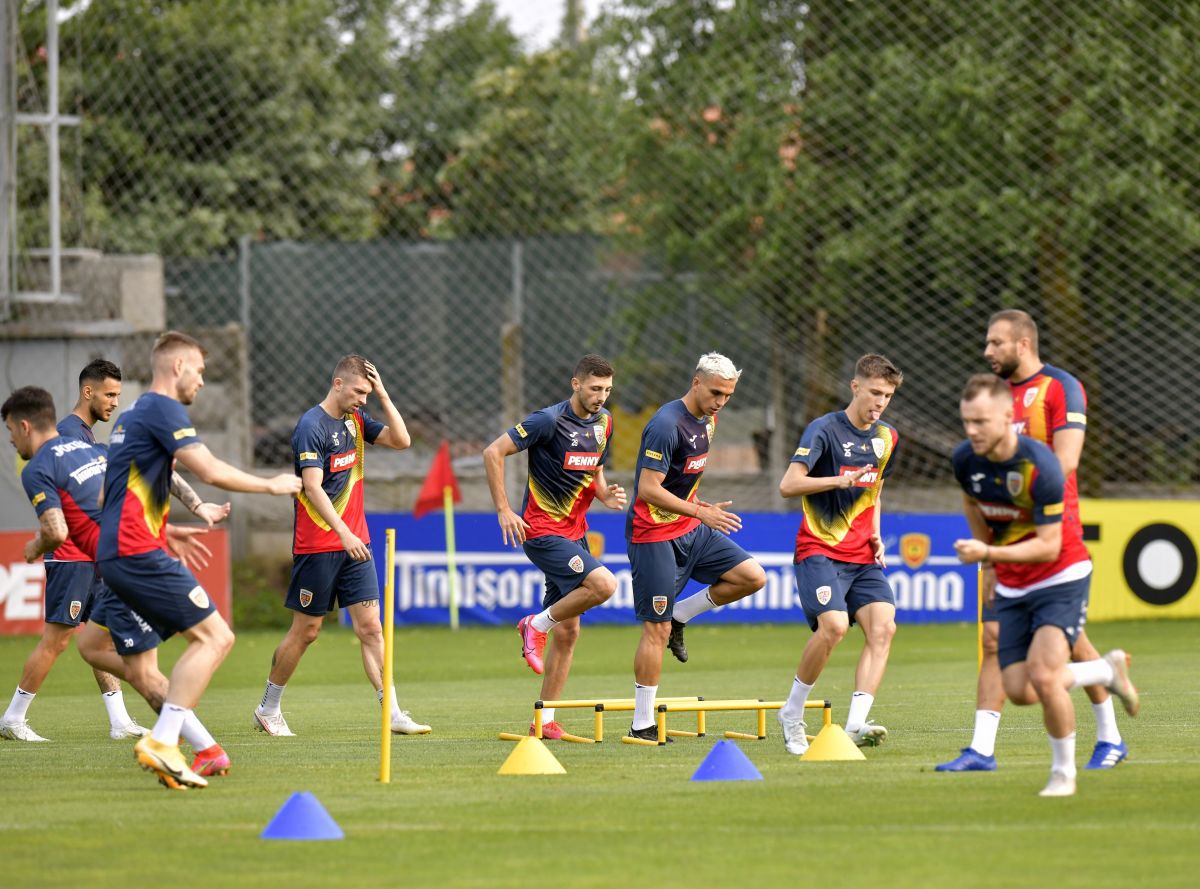 Imagini de la ultimul antrenament al României din iunie