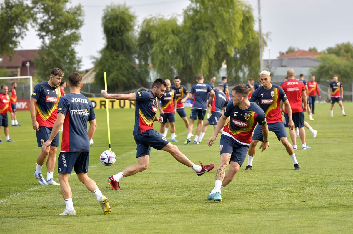 Imagini de la ultimul antrenament al României din iunie