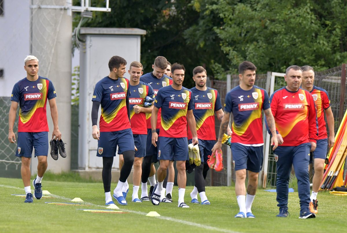 Imagini de la ultimul antrenament al României din iunie