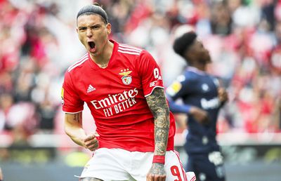 Suferința lui Darwin Nunez, cel mai scump jucător transferat de Liverpool: „Mama ieșea pe stradă pentru a strânge sticle și a le vinde"