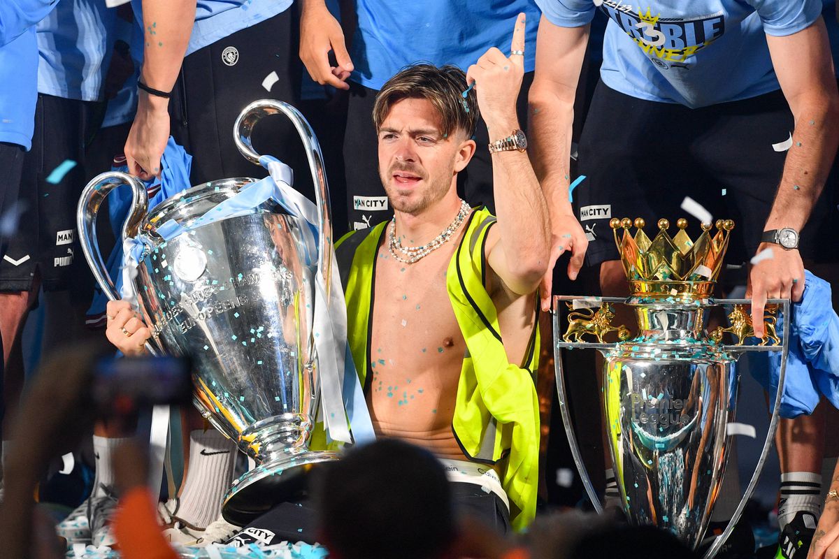 Imagini dezolante cu „rebelul” Grealish » A adormit în mai puțin de o oră după ce a ajuns la un bar din Manchester