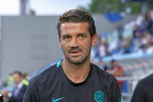 Cristian Chivu (42 de ani), antrenorul celor de la Inter Primavera, va continua la cârma formației italiene pentru încă un an. 
Foto: Imago