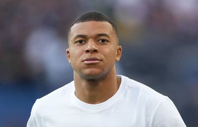 „Declarație de război” » PSG reacționează furios! Vrea să-l vândă imediat pe Kylian Mbappe. Cât ar costa și unde ar putea ajunge