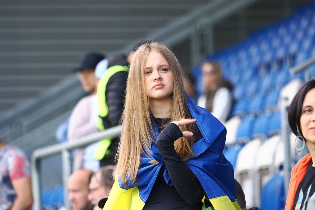 Ucraina învață să zâmbească din nou, alături de Mudryk și Zinchenko » Am asistat la primul antrenament al adversarei: chiote de bucurie în locul sirenelor și al războiului blestemat