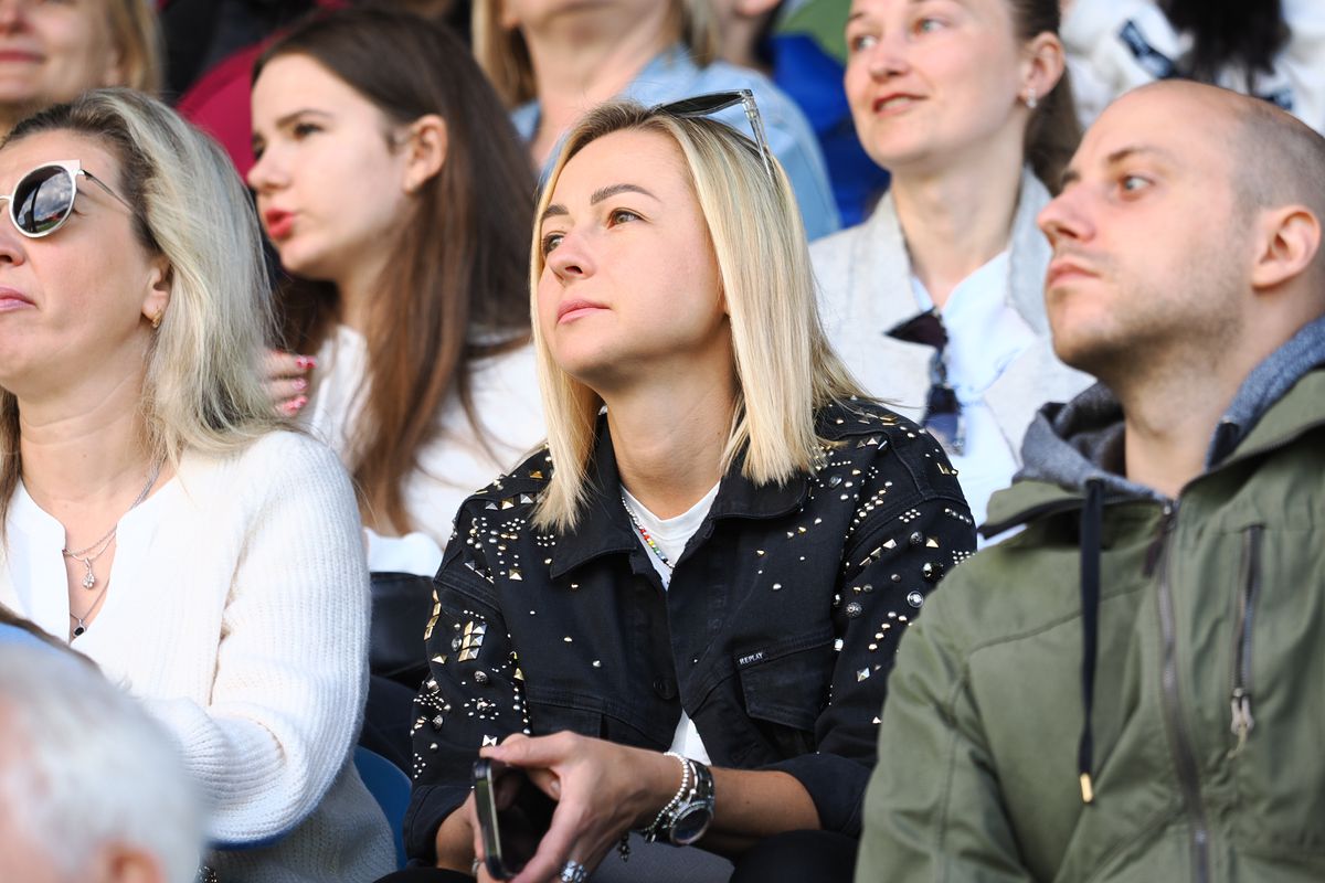 Ucraina învață să zâmbească din nou, alături de Mudryk și Zinchenko » Am asistat la primul antrenament al adversarei: chiote de bucurie în locul sirenelor și al războiului blestemat