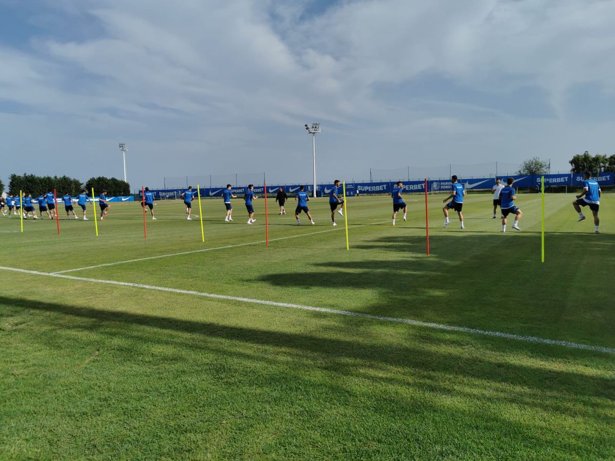 Imagini de la primul antrenament al Farului din această vară